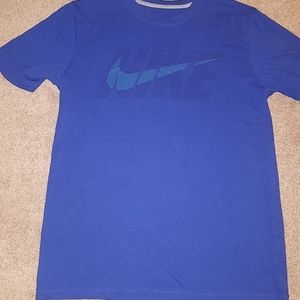 NIKE TSHIRT
